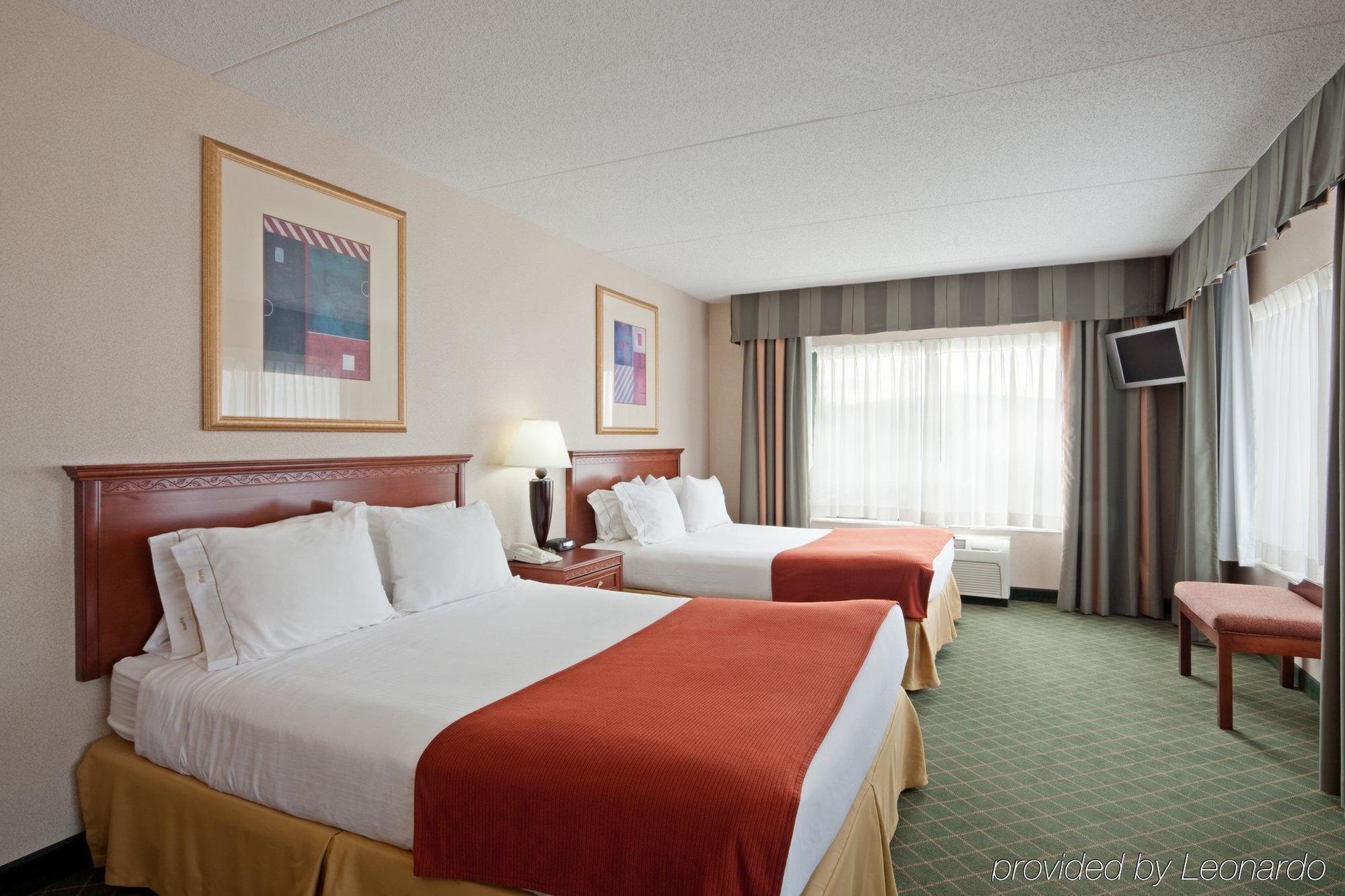 Holiday Inn Express Hotel & Suites Auburn By Ihg Стая снимка