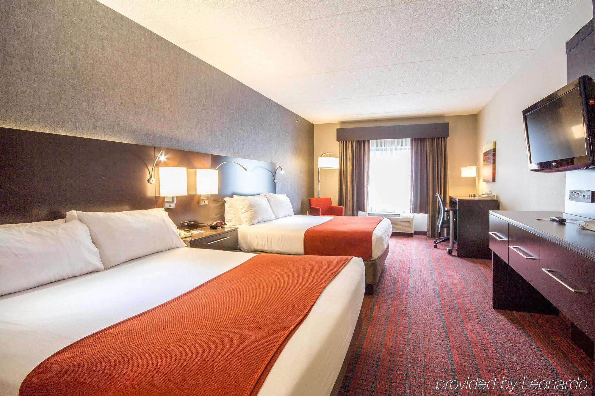 Holiday Inn Express Hotel & Suites Auburn By Ihg Екстериор снимка