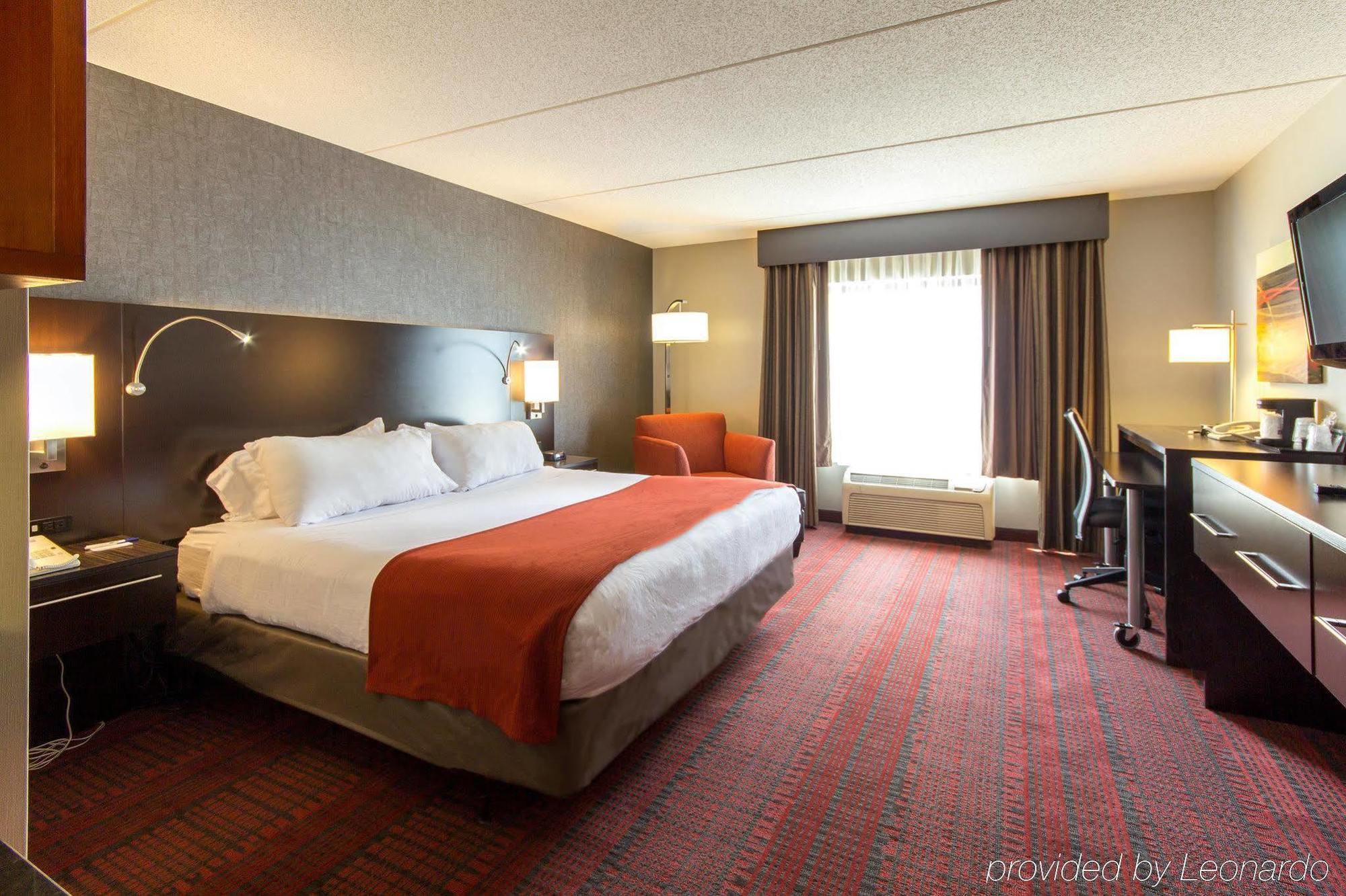 Holiday Inn Express Hotel & Suites Auburn By Ihg Екстериор снимка